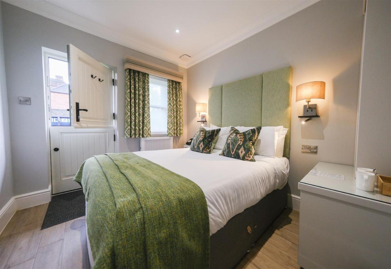 Mulberry House Pensionat Ongar Eksteriør billede
