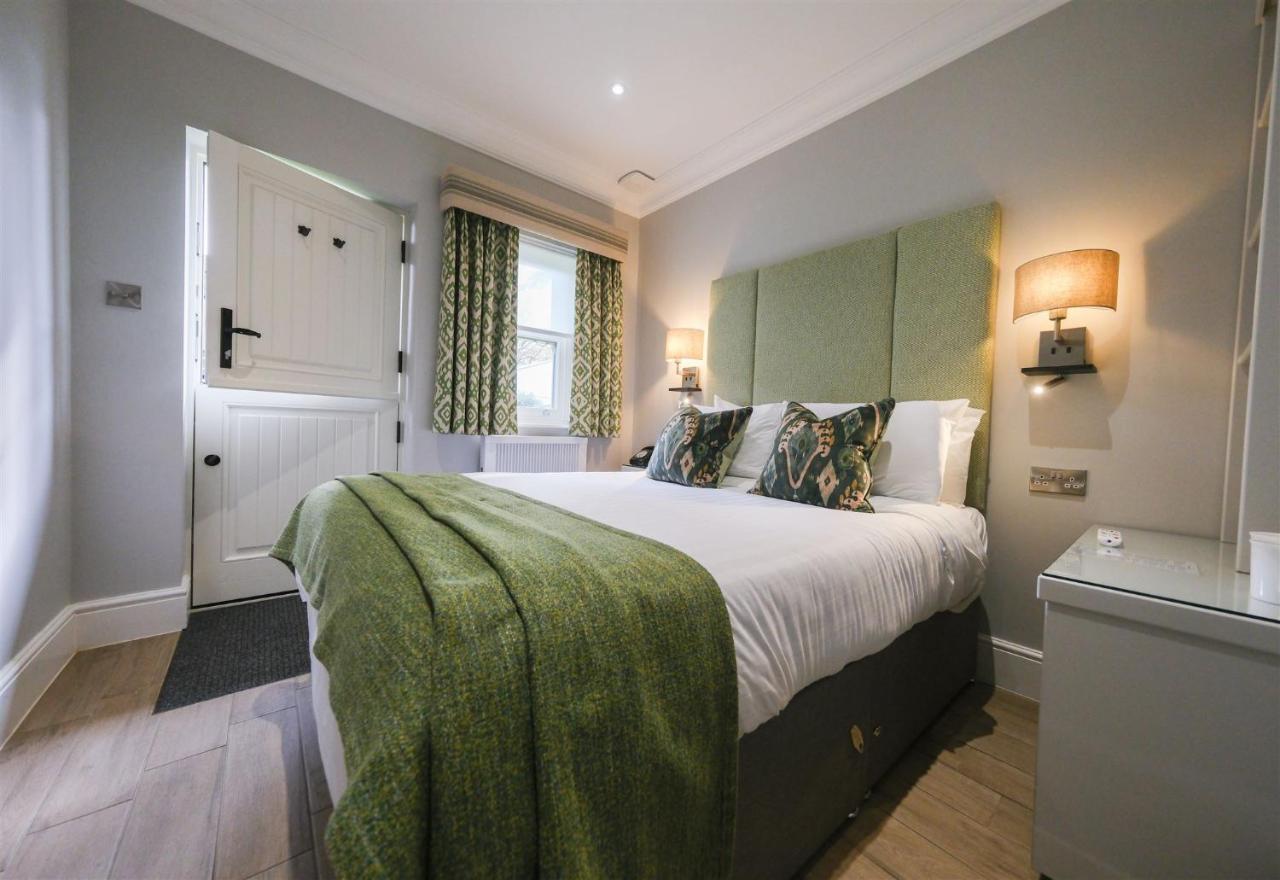 Mulberry House Pensionat Ongar Eksteriør billede