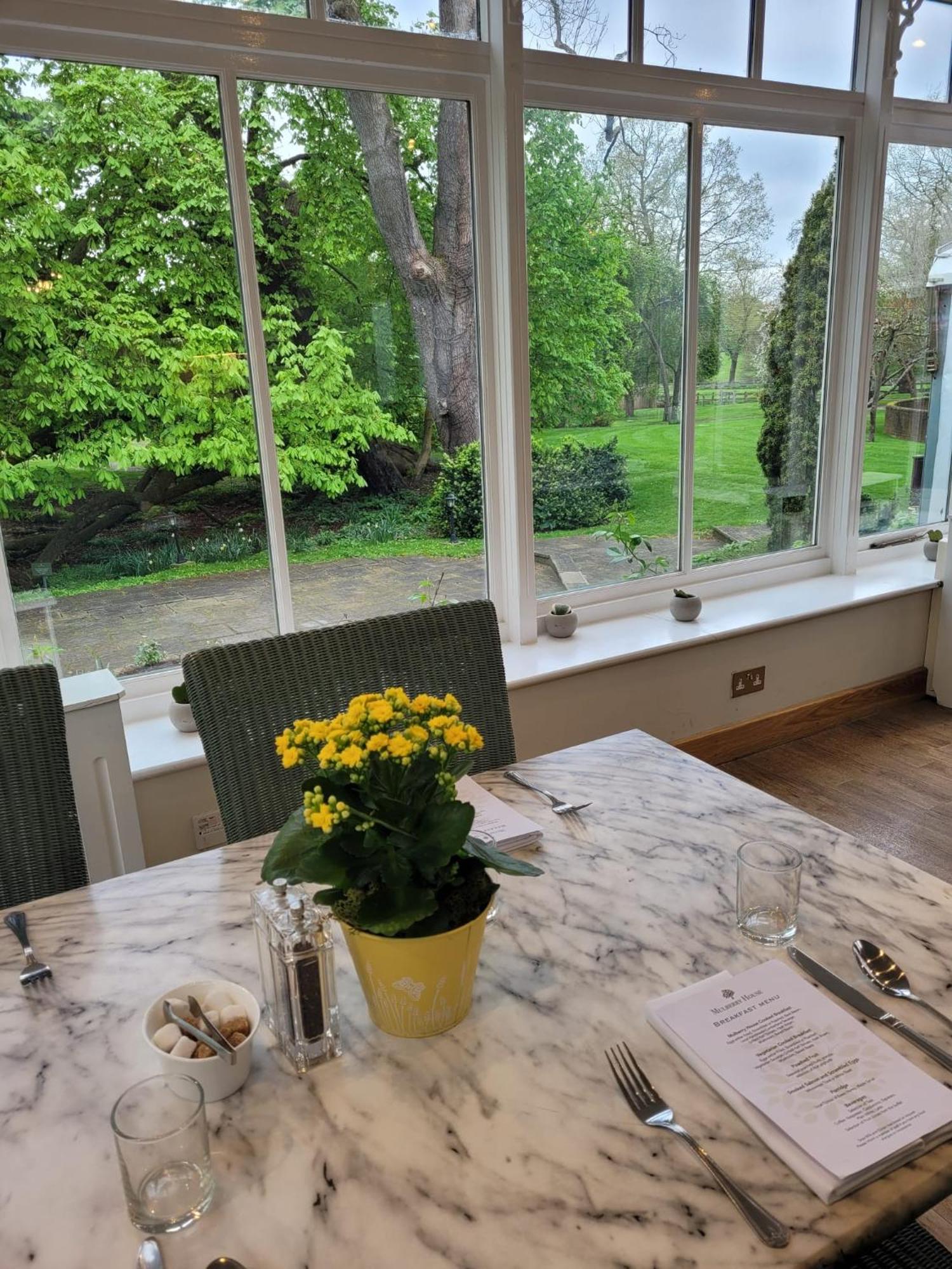 Mulberry House Pensionat Ongar Eksteriør billede